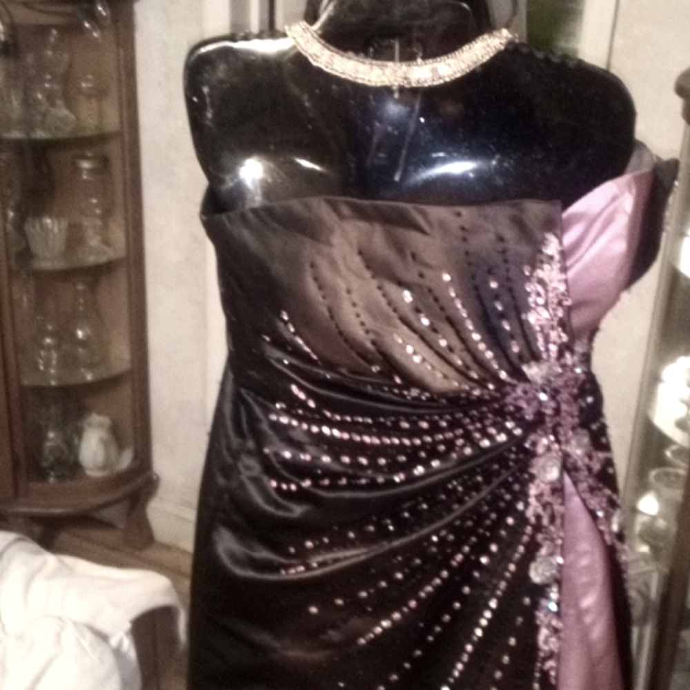Hot pink and black hot cute maybe prom dress